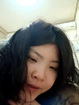 Snapshot of hello098712 chatting on 02.24.25 hello098712 online show from 02.24.25