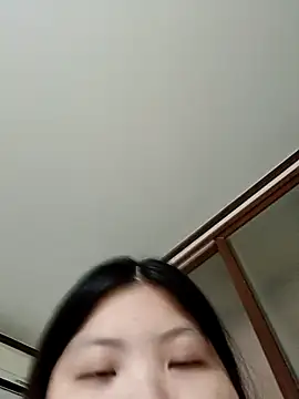 Snapshot of hello098712 chatting on 09.11.25 hello098712 online show from 09.11.25