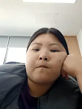 Snapshot of hello098712 chatting on 09.18.25 hello098712 online show from 09.18.25