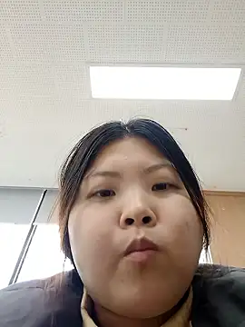 Snapshot of hello098712 chatting on 09.19.25 hello098712 online show from 09.19.25