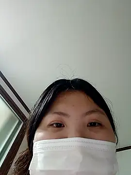 Snapshot of hello098712 chatting on 10.13.25 hello098712 online show from 10.13.25