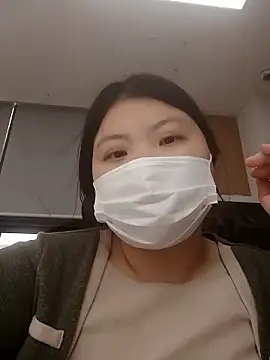 Snapshot of hello098712 chatting on 10.16.25 hello098712 online show from 10.16.25