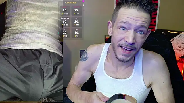 Snapshot of MasterForgedRayy chatting on 12.22.24 MasterForgedRayy online show from 12.22.24