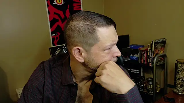 Snapshot of MasterForgedRayy chatting on 02.04.26 MasterForgedRayy online show from 02.04.26