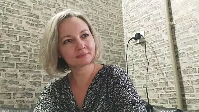 EdithManning online show from 01.16.25