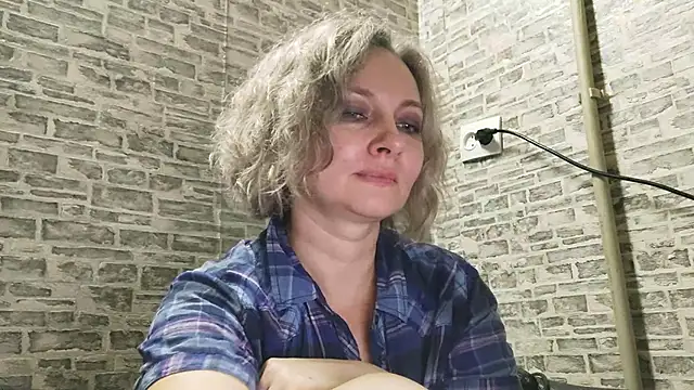 EdithManning online show from 01.25.25