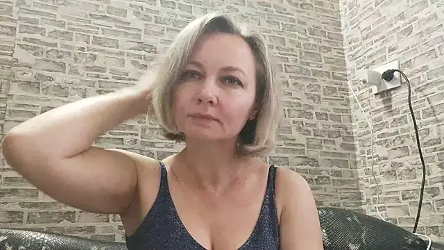 EdithManning online show from 01.30.25