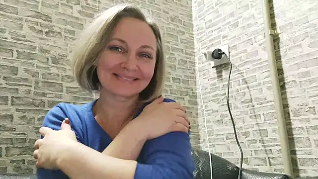 EdithManning online show from 02.11.25