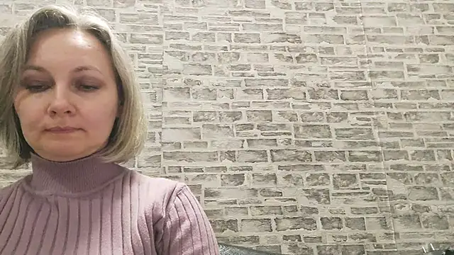 EdithManning online show from 02.27.25