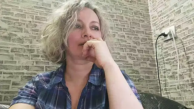 EdithManning online show from 03.22.25