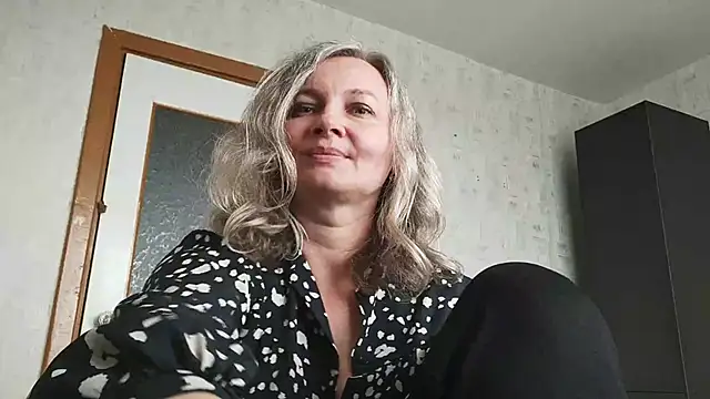 EdithManning online show from 05.09.26