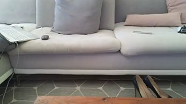 Laure11 online show from 10.30.25