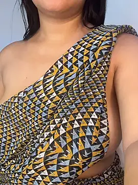 shara queen1 online show from 11.22.25