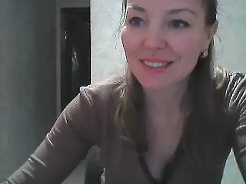 Snapshot of VselenaSun402 chatting on 01.14.25 VselenaSun402 online show from 01.14.25