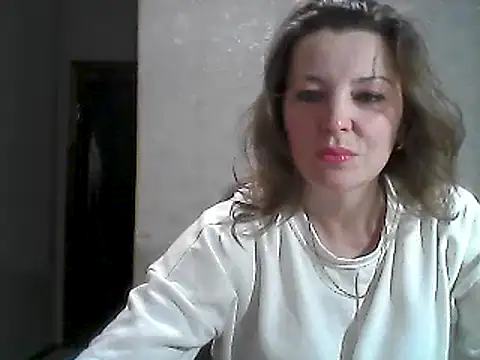 Snapshot of VselenaSun402 chatting on 01.24.25 VselenaSun402 online show from 01.24.25