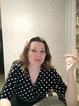 Snapshot of VselenaSun402 chatting on 02.09.25 VselenaSun402 online show from 02.09.25