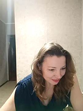 Snapshot of VselenaSun402 chatting on 03.15.25 VselenaSun402 online show from 03.15.25