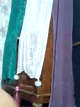 Oleevia online show from 03.15.25