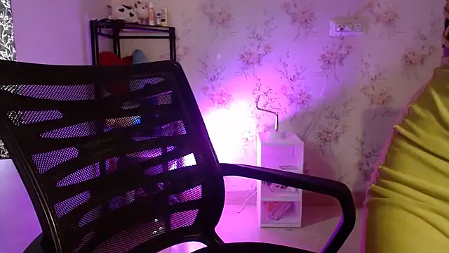 Snappy girl online show from 04.02.26