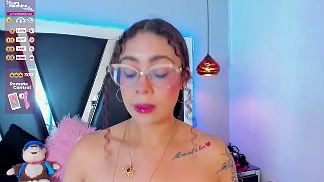 antonelllepiercee online show from 02.02.25