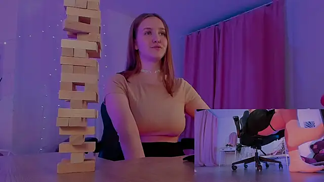 Snapshot of KellyPoter chatting on 12.30.24 KellyPoter online show from 12.30.24