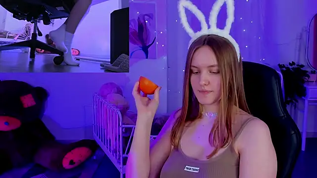 Snapshot of KellyPoter chatting on 01.06.25 KellyPoter online show from 01.06.25