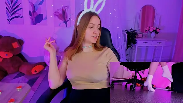 Snapshot of KellyPoter chatting on 01.07.25 KellyPoter online show from 01.07.25