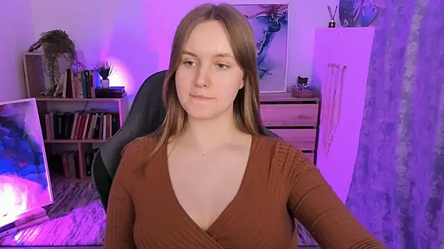 Snapshot of KellyPoter chatting on 02.06.25 KellyPoter online show from 02.06.25