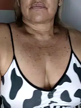 Kasandra Ho online show from 01.23.25