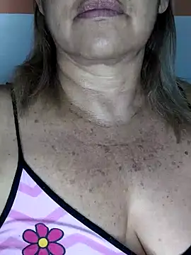 Kasandra Ho online show from 02.05.25