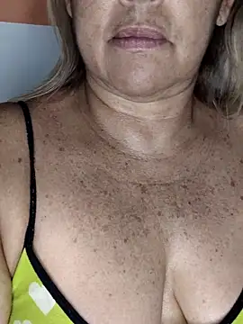 Kasandra Ho online show from 02.15.25