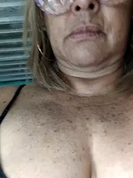 Kasandra Ho online show from 03.16.25