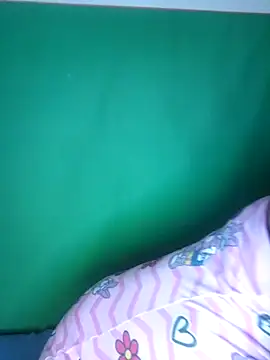 Kasandra Ho online show from 11.20.25