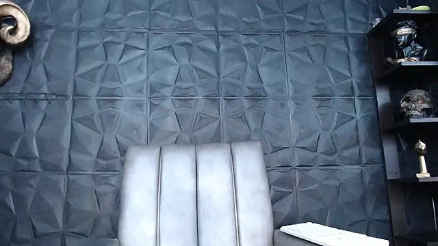 Snapshot of Hanna_Fox_69 chatting on 03.19.25 Hanna Fox 69 online show from 03.19.25