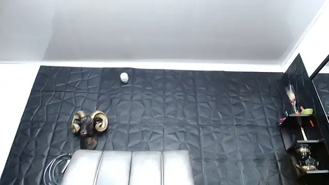 Hanna Fox 69 online show from 04.21.26