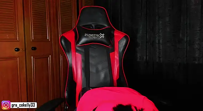 gracekelly12 online show from 01.20.25