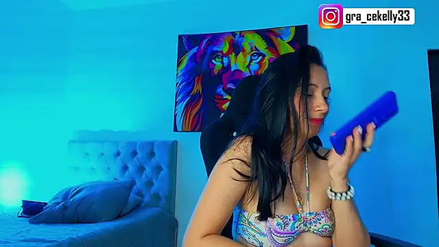 gracekelly12 online show from 02.20.25