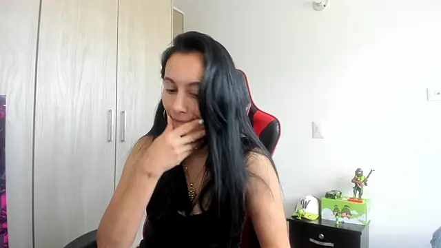 gracekelly12 online show from 09.13.25