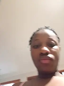 Snapshot of kharoll chatting on 01.13.25 kharoll online show from 01.13.25