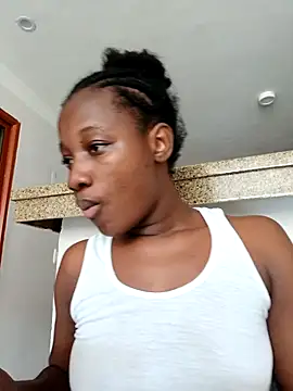 Snapshot of kharoll chatting on 11.14.25 kharoll online show from 11.14.25