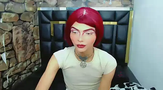 Snapshot of luna_gil_sex chatting on 12.28.24 luna gil sex online show from 12.28.24