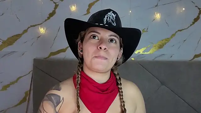 Snapshot of agatha_97_ chatting on 09.27.25 agatha 97 online show from 09.27.25