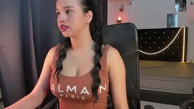 emilyrouxe online show from 01.10.25