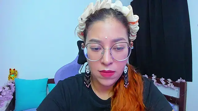  Moon Johnson online show from 11.12.25