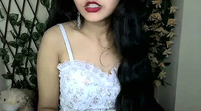 SUZY FROMUS online show from 01.18.25