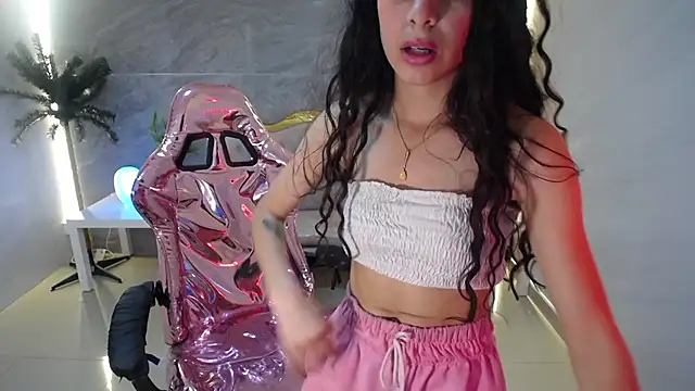 Snapshot of paris_sub1_ chatting on 01.31.25 paris sub1 online show from 01.31.25