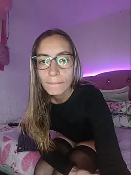 Snapshot of Melinaa-sex chatting on 06.08.26 Melinaa-sex online show from 06.08.26