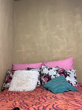 Snapshot of SEXY_TOKYOxxx chatting on 10.19.25 SEXY TOKYOxxx online show from 10.19.25