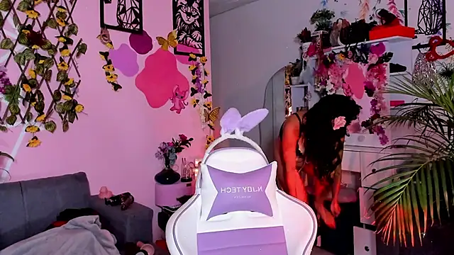 Danielacossio online show from 04.07.26