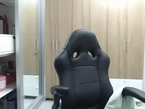 RoxanaLove9 online show from 02.06.25